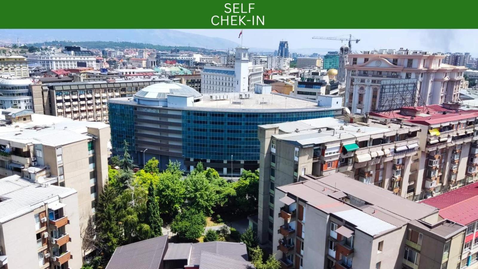 Sky View Luxury Center Skopje Apartments Eksteriør billede